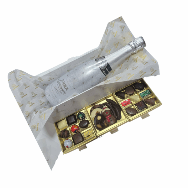 Cutie cu vin spumant Cava Craciun