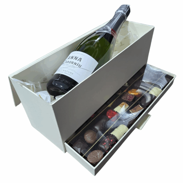 Cutie White – Cava + Praline 30p